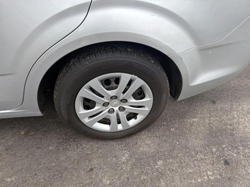 2020 Chevrolet Sonic LS