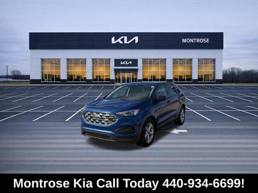 Blue Metallic 2022 Ford Edge SE