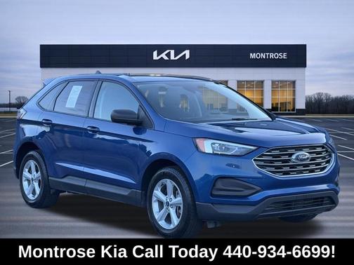 Blue Metallic 2022 Ford Edge SE