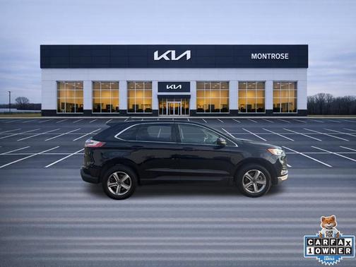 Black Metallic 2022 Ford Edge SEL