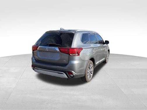 2020 Mitsubishi Outlander ES