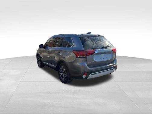2020 Mitsubishi Outlander ES