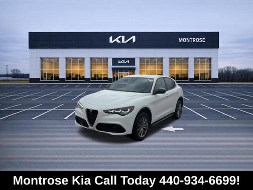 2024 Alfa Romeo Stelvio Base