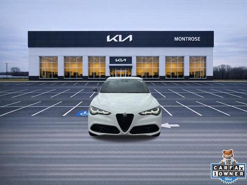 2024 Alfa Romeo Stelvio Base