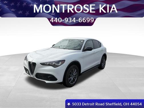 2024 Alfa Romeo Stelvio Base