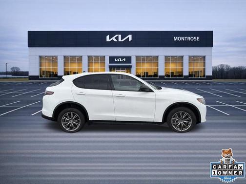 2024 Alfa Romeo Stelvio Base