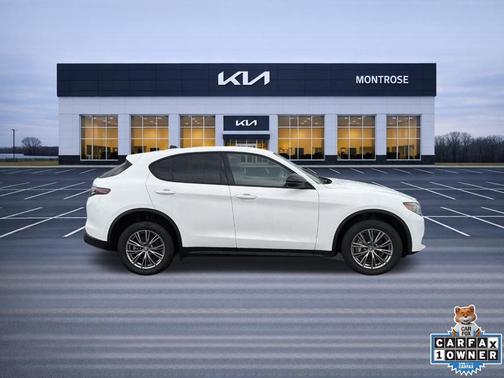 2024 Alfa Romeo Stelvio Base