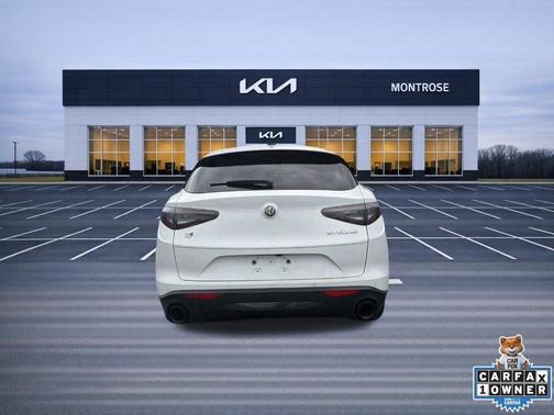2024 Alfa Romeo Stelvio Base