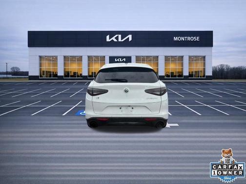 2024 Alfa Romeo Stelvio Base