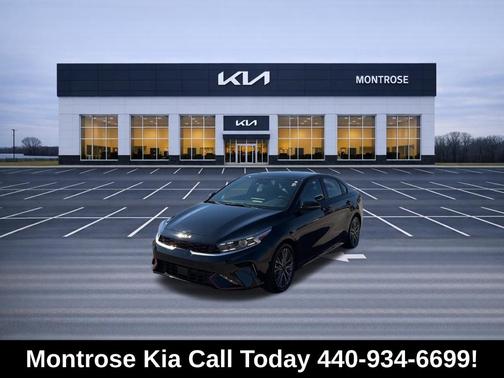 Aurora Black Pearl 2023 Kia Forte GT-Line