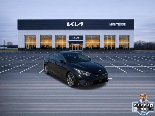 Aurora Black Pearl 2023 Kia Forte GT-Line