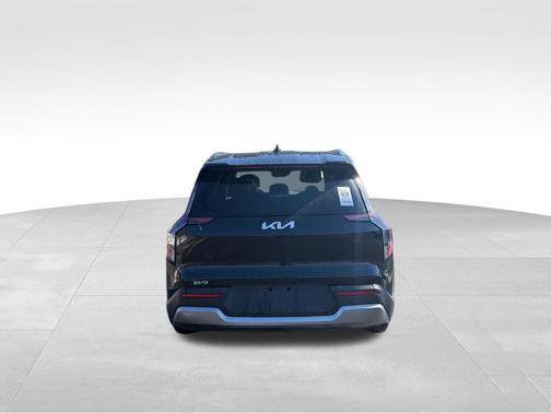 2024 Kia EV9 Wind