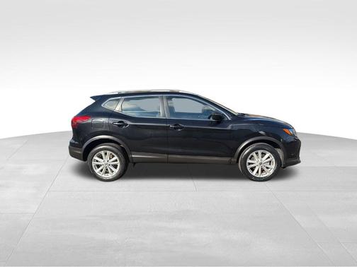 2017 Nissan Rogue Sport SV