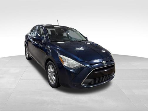 2017 Toyota Yaris iA Base