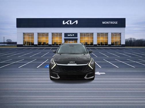 Black 2023 Kia Sportage Hybrid EX