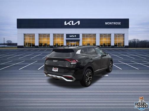 Black 2023 Kia Sportage Hybrid EX