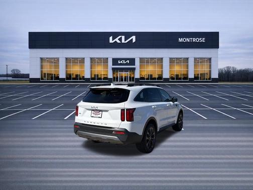 Glacial White Pearl 2022 Kia Sorento SX Prestige