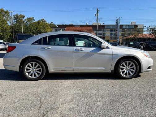 2012 Chrysler 200 Touring