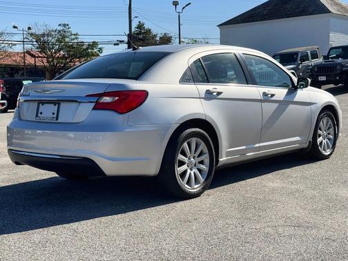 2012 Chrysler 200 Touring