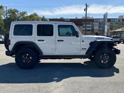 2025 Jeep Wrangler Willys