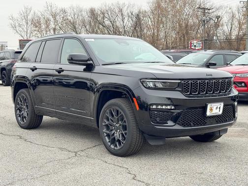 2025 Jeep Grand Cherokee Summit