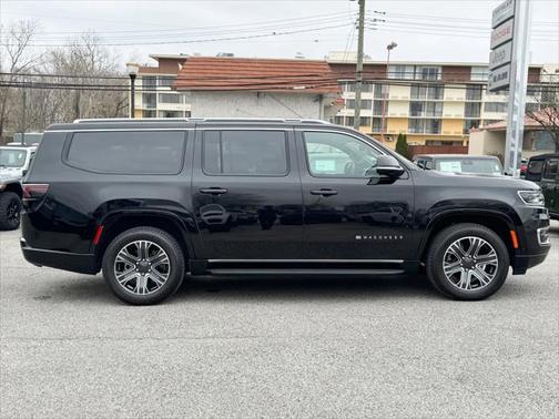 2023 Jeep Wagoneer L Series II 4x4