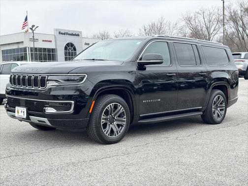 2023 Jeep Wagoneer L Series II 4x4