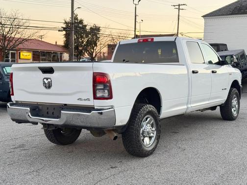 2022 RAM 2500 Tradesman Crew Cab 4x4 8' Box