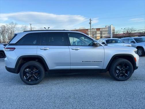 2025 Jeep Grand Cherokee Altitude