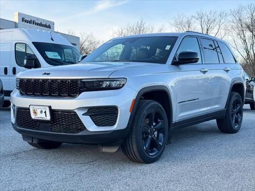2025 Jeep Grand Cherokee Altitude