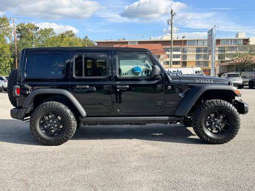 2025 Jeep Wrangler Willys
