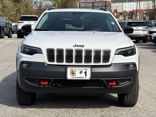 2022 Jeep Cherokee Trailhawk