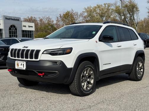 2022 Jeep Cherokee Trailhawk