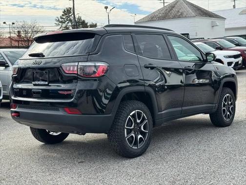 2025 Jeep Compass Trailhawk