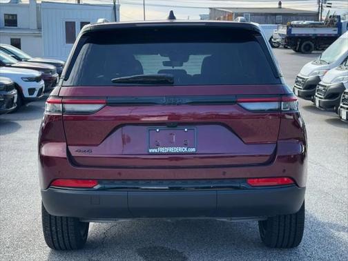 2025 Jeep Grand Cherokee Altitude