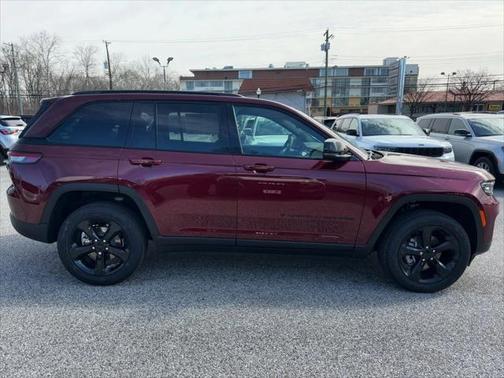 2025 Jeep Grand Cherokee Altitude
