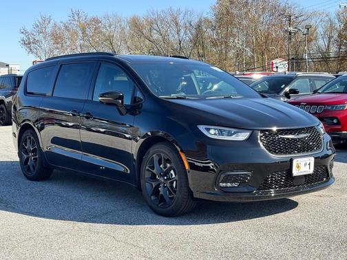 2026 Chrysler Pacifica Limited