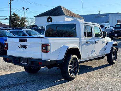 2026 Jeep Gladiator Sport S