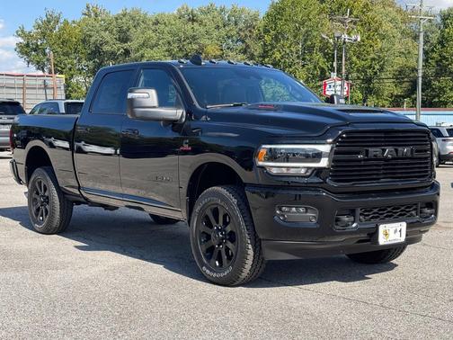 2024 RAM 2500 Laramie Crew Cab 4x4 6'4' Box