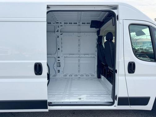 2026 RAM ProMaster 2500 Tradesman