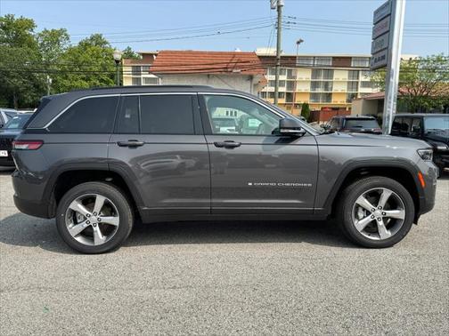 2025 Jeep Grand Cherokee Limited X