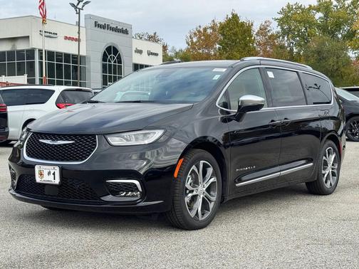 2026 Chrysler Pacifica L