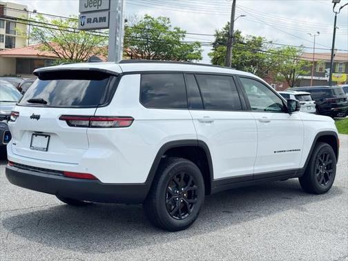 2025 Jeep Grand Cherokee L Altitude
