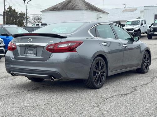 2017 Nissan Altima 2.5 SR