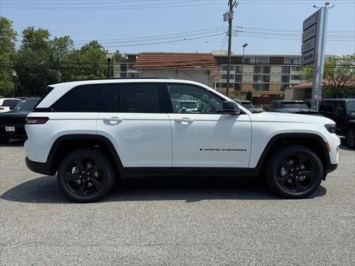 2025 Jeep Grand Cherokee Limited X