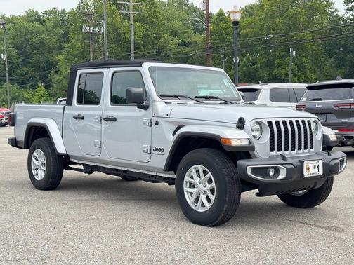 2023 Jeep Gladiator Sport S
