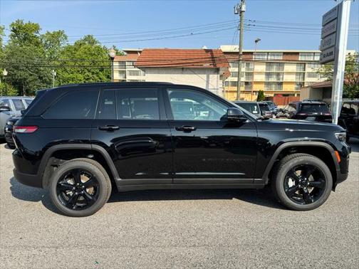 2025 Jeep Grand Cherokee Limited X