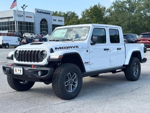 2025 Jeep Gladiator Mojave X