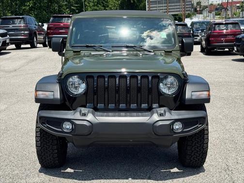 2022 Jeep Wrangler Unlimited Sport