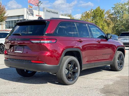 2025 Jeep Grand Cherokee Altitude